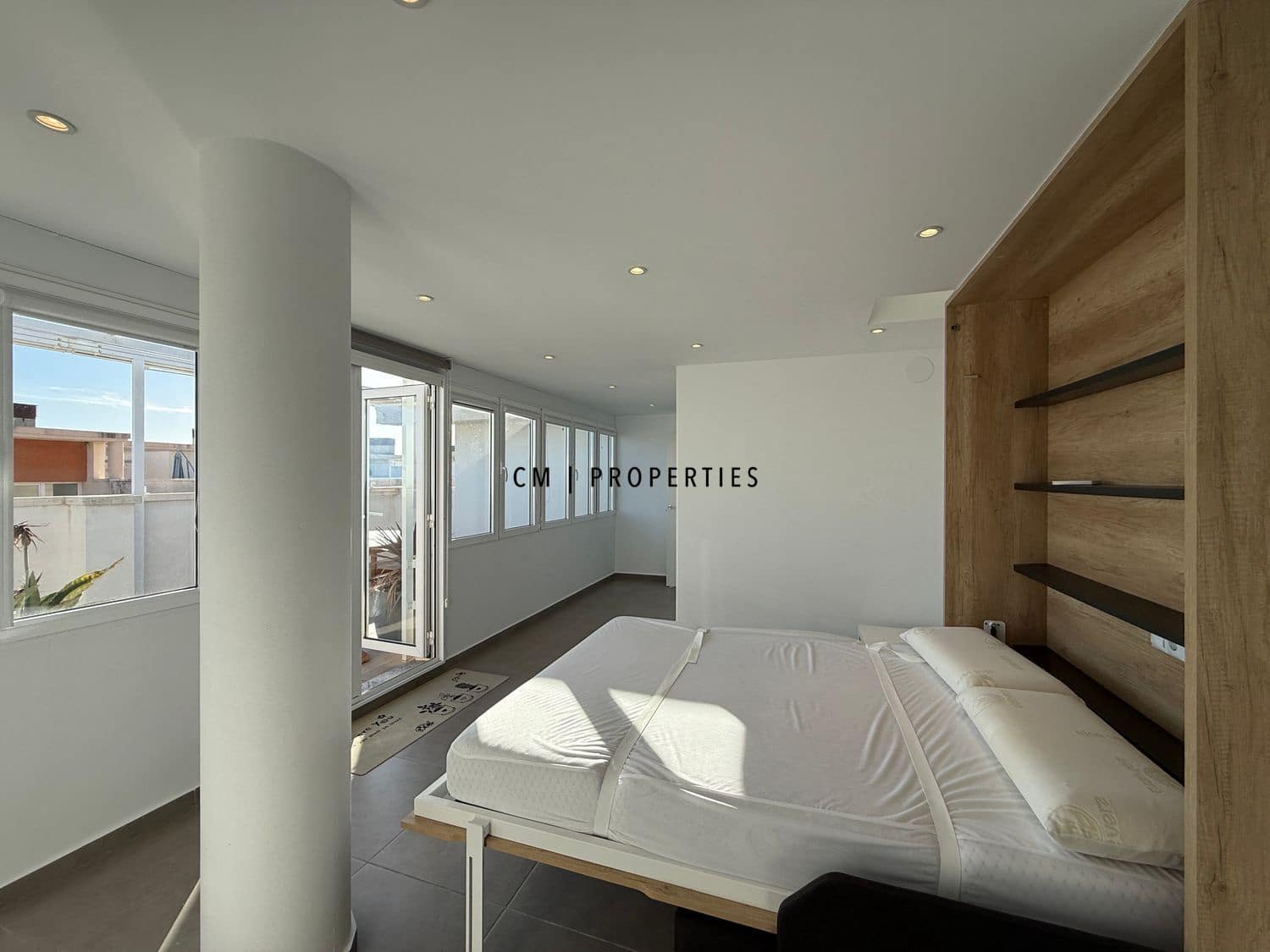 3 bedroom Flat for rent in Almenara with pool garage - € 1,000 (Ref: 9737361)