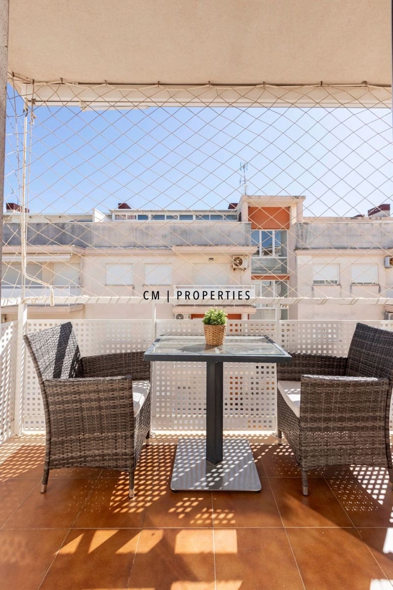 Piso de 3 habitaciones en Almenara en alquiler con piscina garaje - 1.500 € (Ref: 9737361)