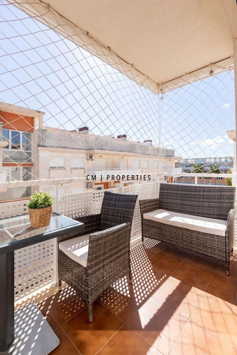 Piso de 3 habitaciones en Almenara en alquiler con piscina garaje - 1.500 € (Ref: 9737361)