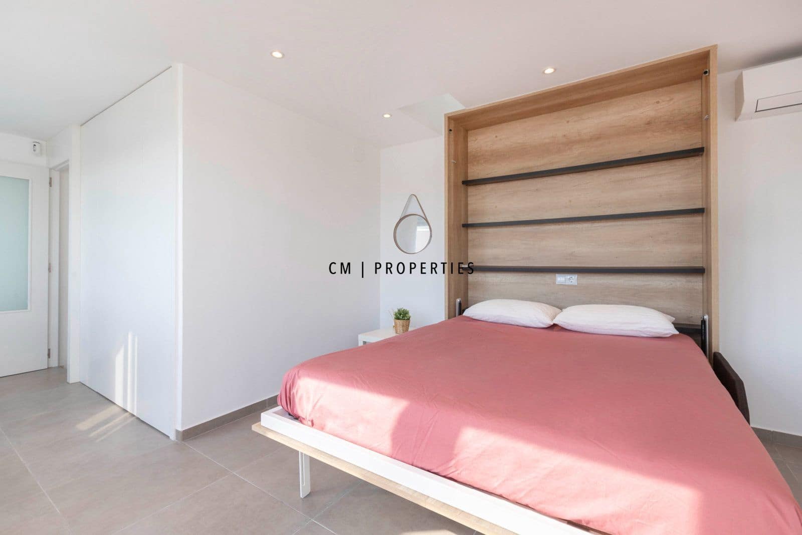 Piso de 3 habitaciones en Almenara en alquiler con piscina garaje - 1.500 € (Ref: 9737361)