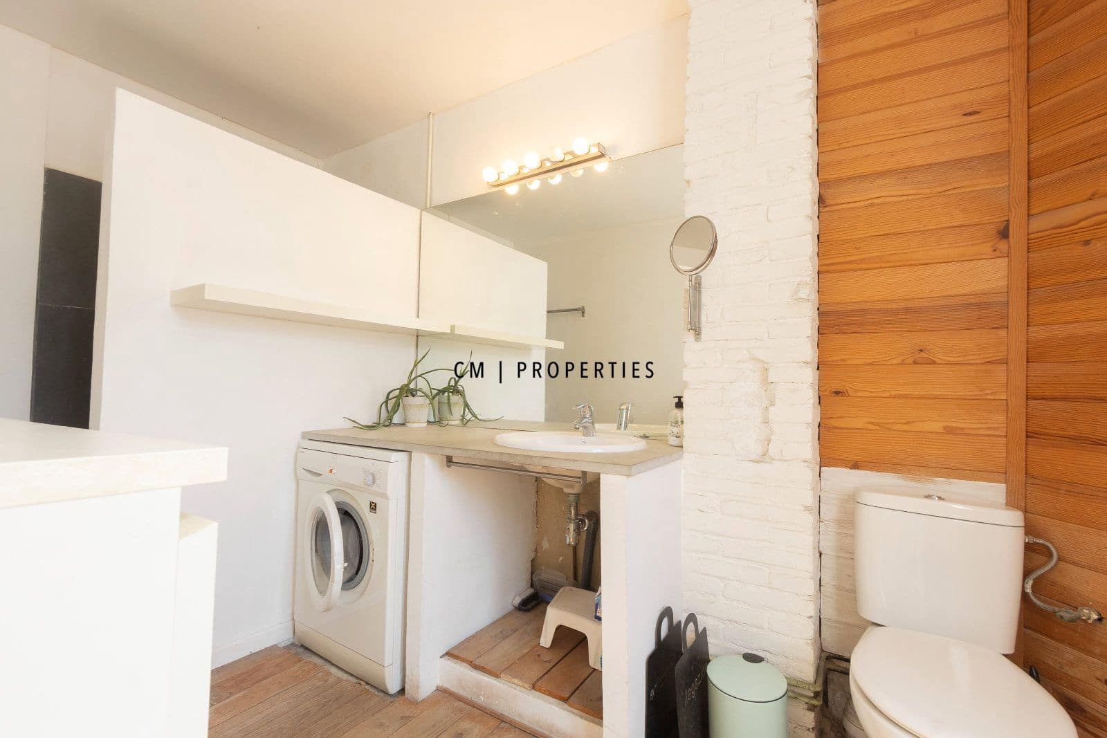 1 bedroom Penthouse for rent in Valencia city - € 1,275 (Ref: 9739120)