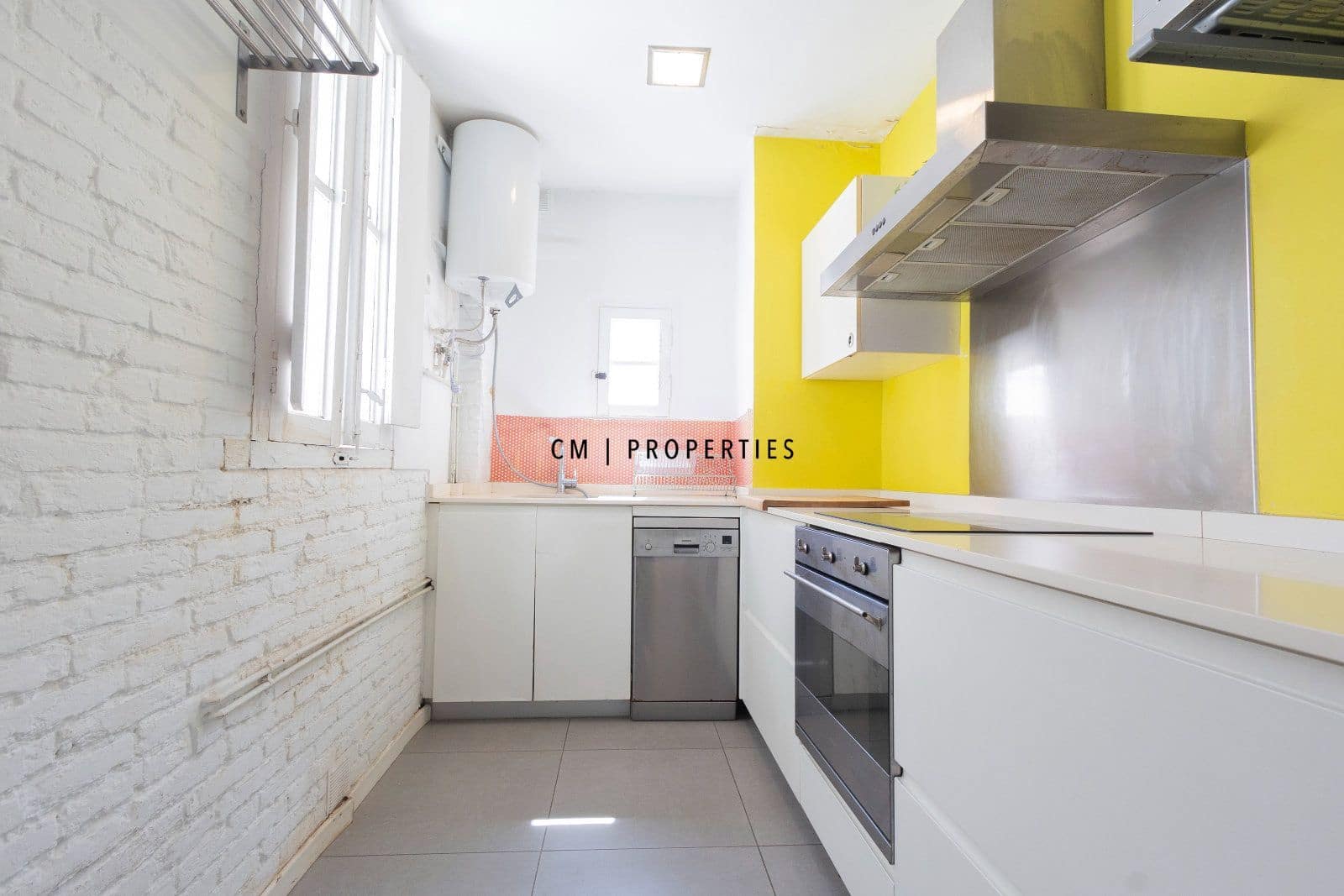 1 bedroom Penthouse for rent in Valencia city - € 1,275 (Ref: 9739120)