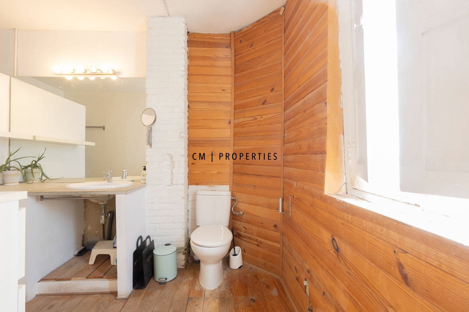 1 bedroom Penthouse for rent in Valencia city - € 1,275 (Ref: 9739120)