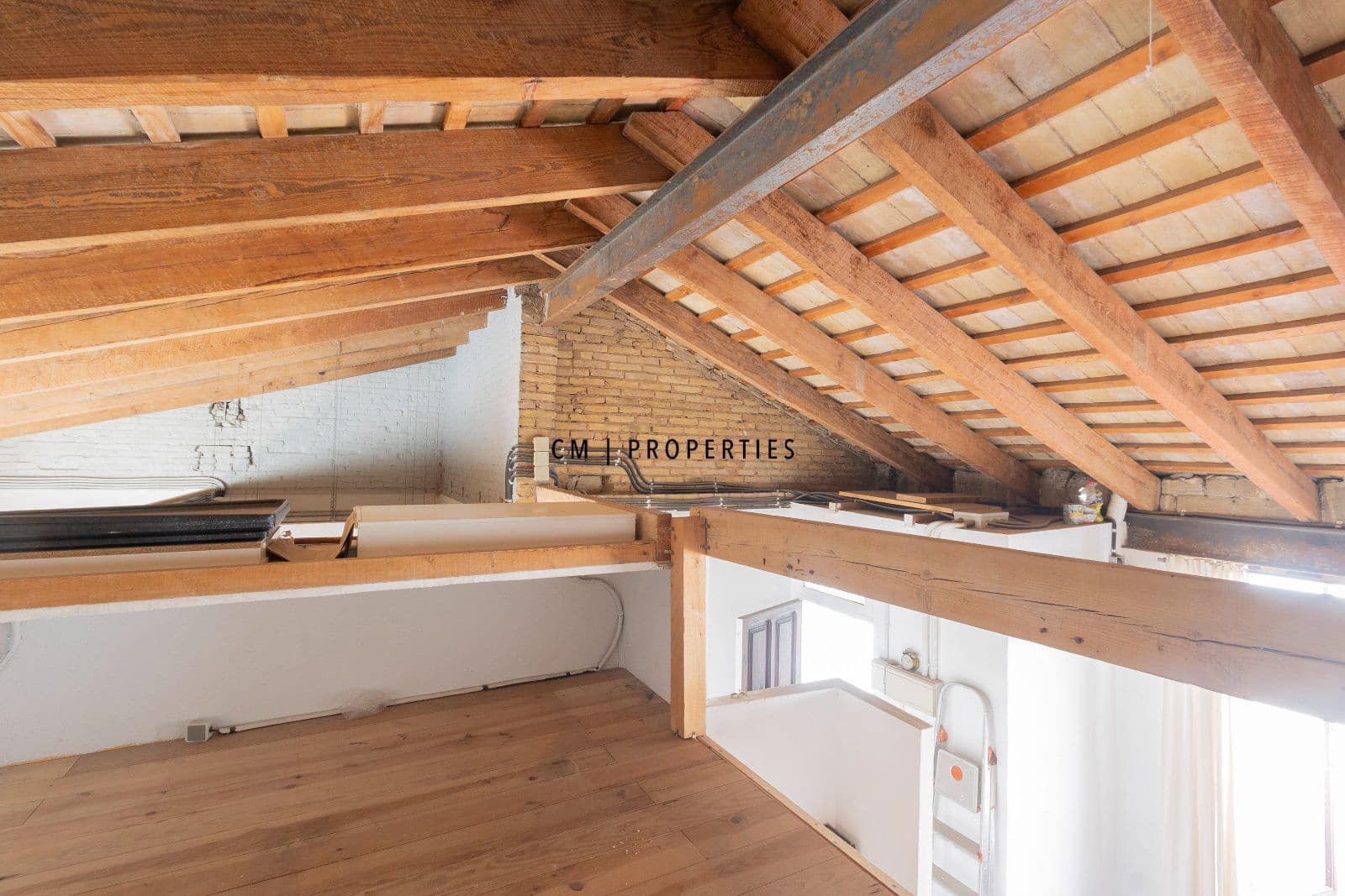 1 bedroom Penthouse for rent in Valencia city - € 1,275 (Ref: 9739120)