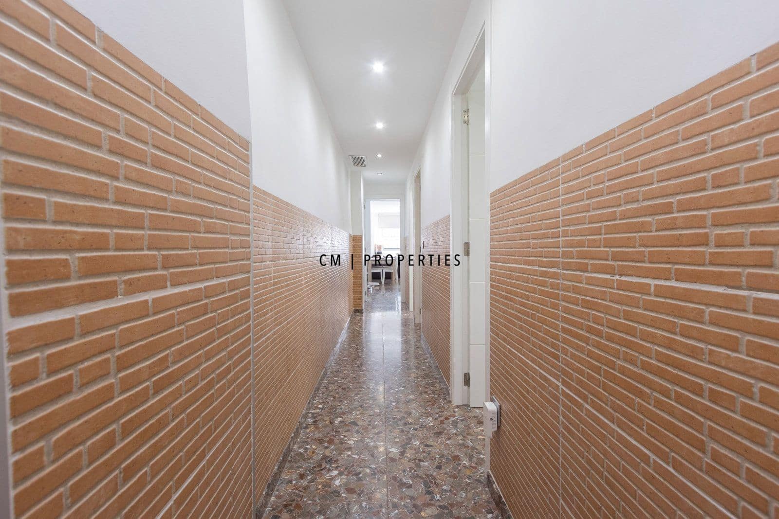 3 soveværelse Lejlighed til salg i Valencia by med garage - € 360.000 (Ref: 9739252)