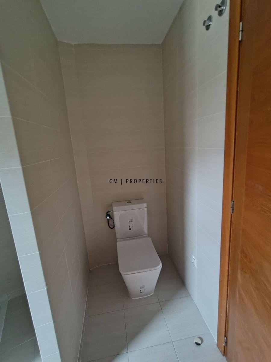 Appartement de 3 chambres à louer à Torrent avec piscine garage - 1 350 € (Ref: 9740087)