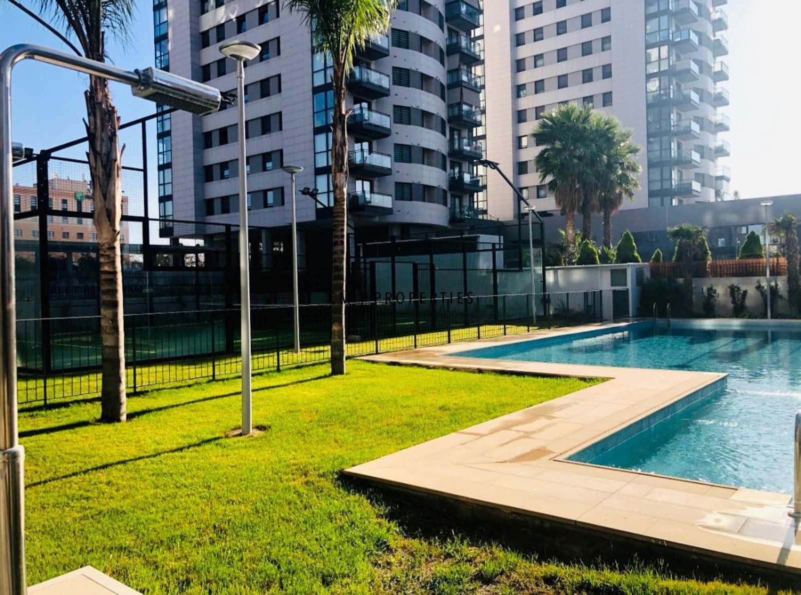 3 bedroom Flat for rent in Valencia city with pool garage - € 2,600 (Ref: 9740196)