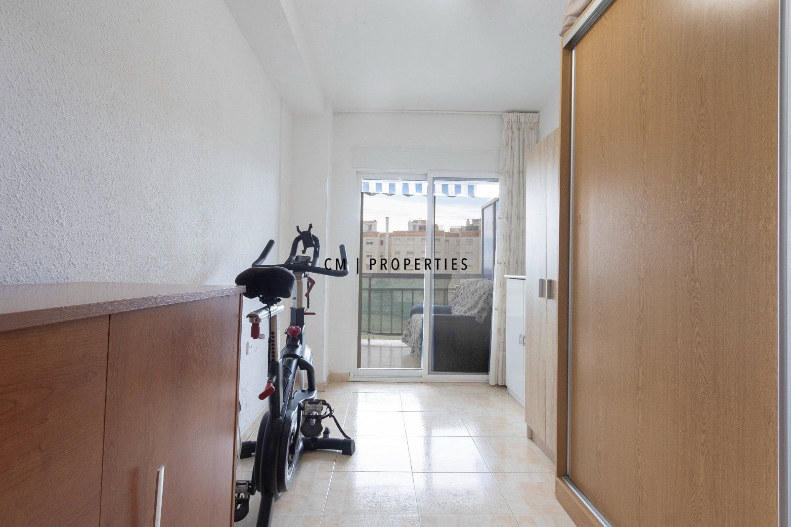 3 bedroom Flat for sale in La Pobla de Farnals with pool garage - € 295,000 (Ref: 9748223)
