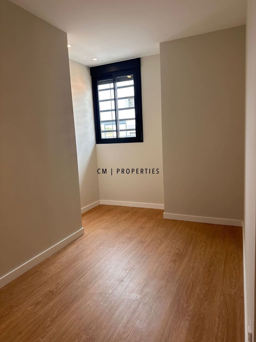 2 bedroom Flat for rent in Moncada - € 1,300 (Ref: 9748398)