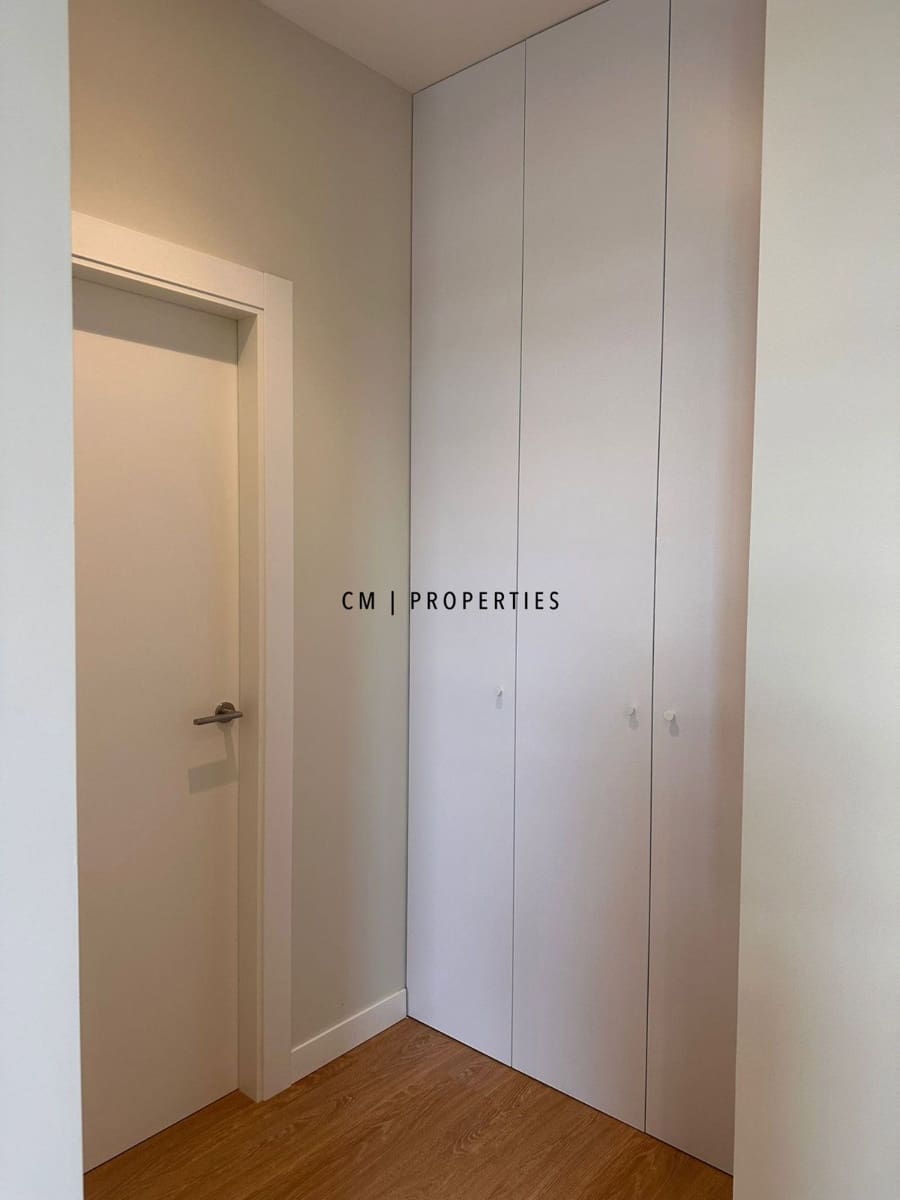 2 bedroom Flat for rent in Moncada - € 1,300 (Ref: 9748398)