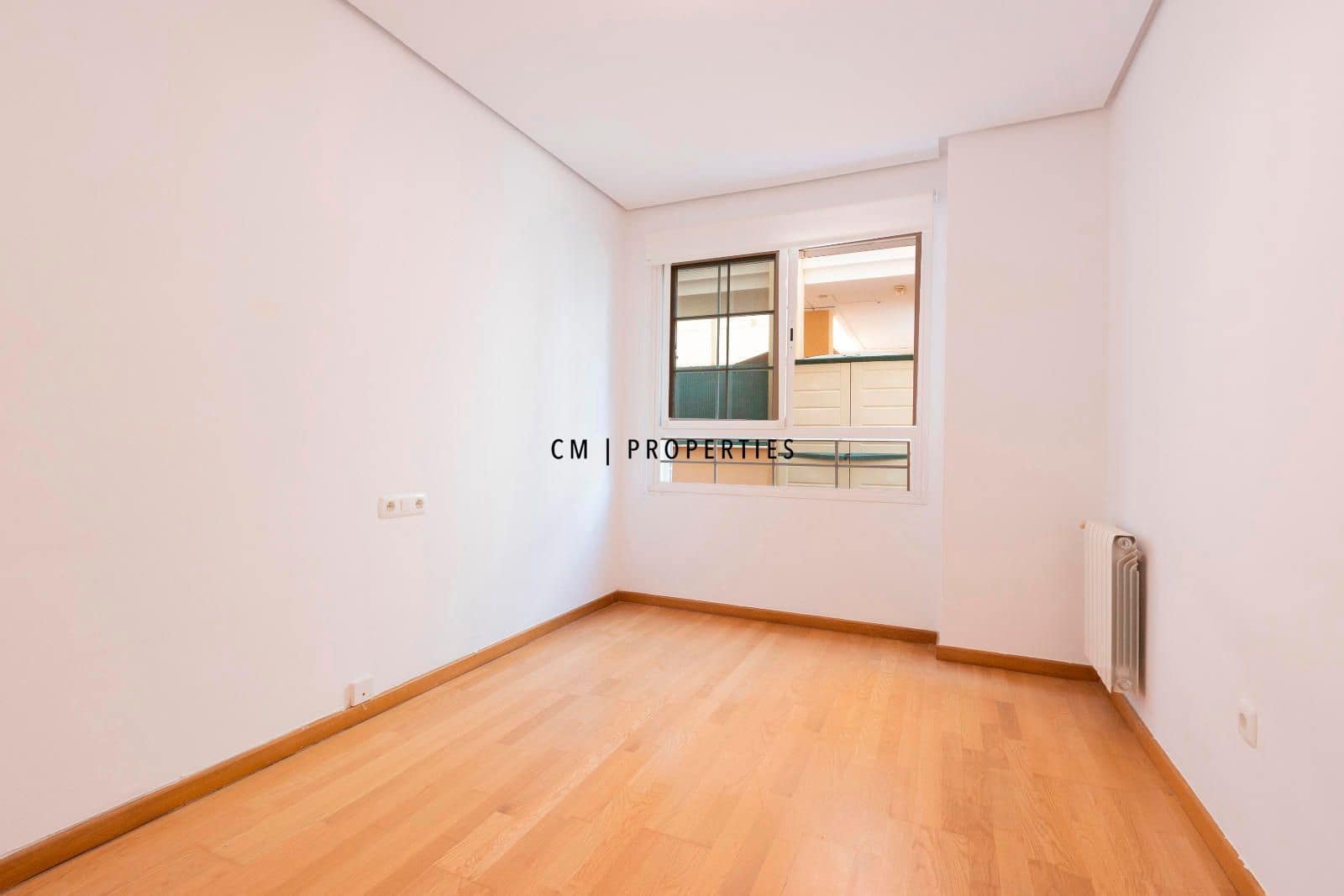 3 sypialnia Willa na sprzedaż w Betera z basenem garażem - 485 000 € (Ref: 9753510)