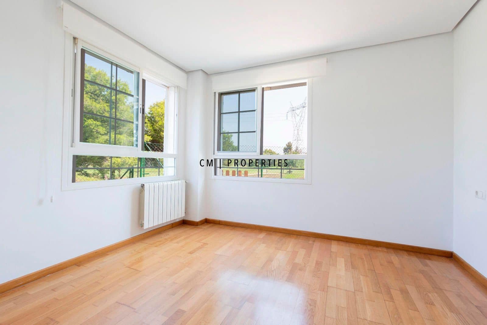 3 sypialnia Willa na sprzedaż w Betera z basenem garażem - 485 000 € (Ref: 9753510)