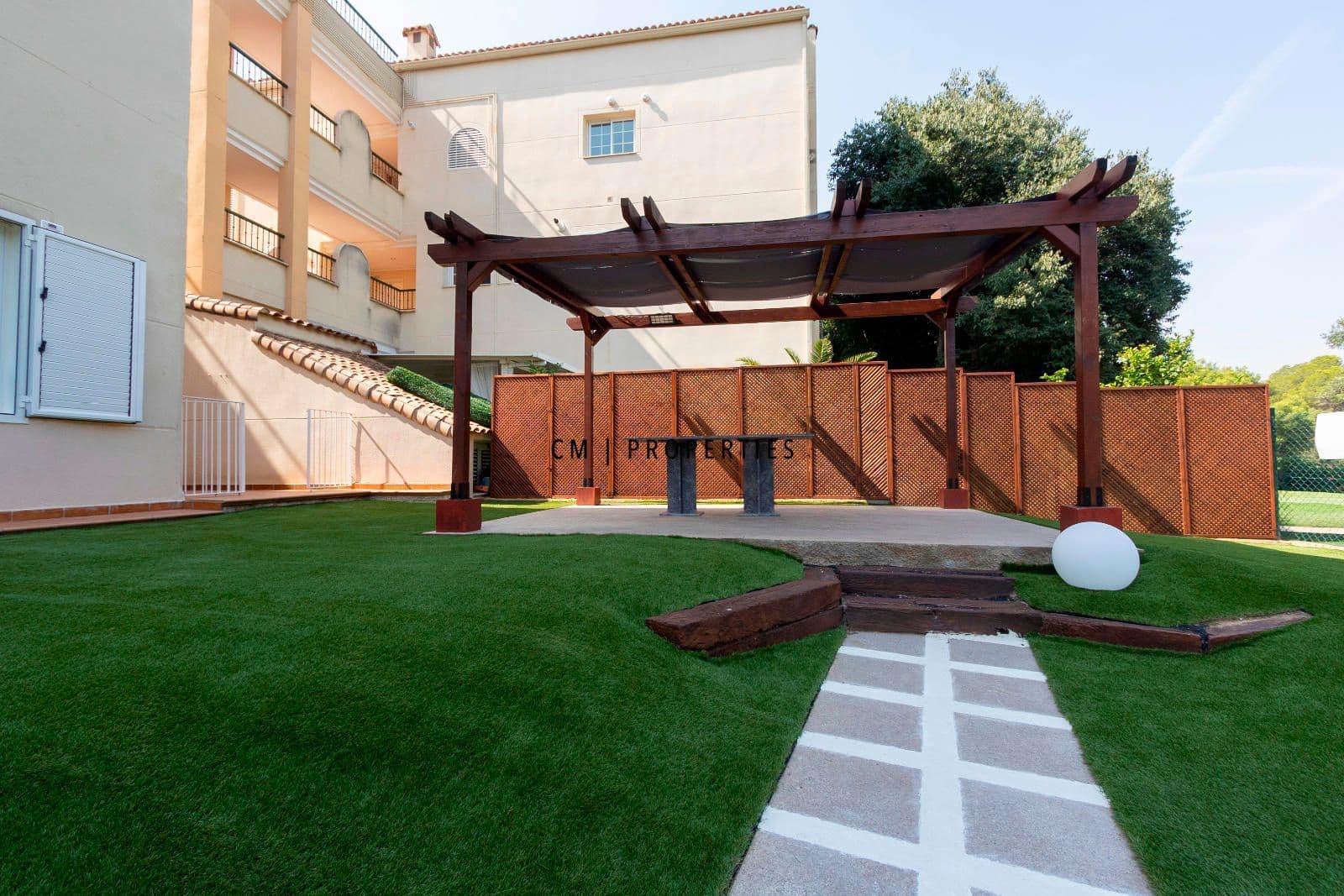 3 sypialnia Willa na sprzedaż w Betera z basenem garażem - 485 000 € (Ref: 9753510)