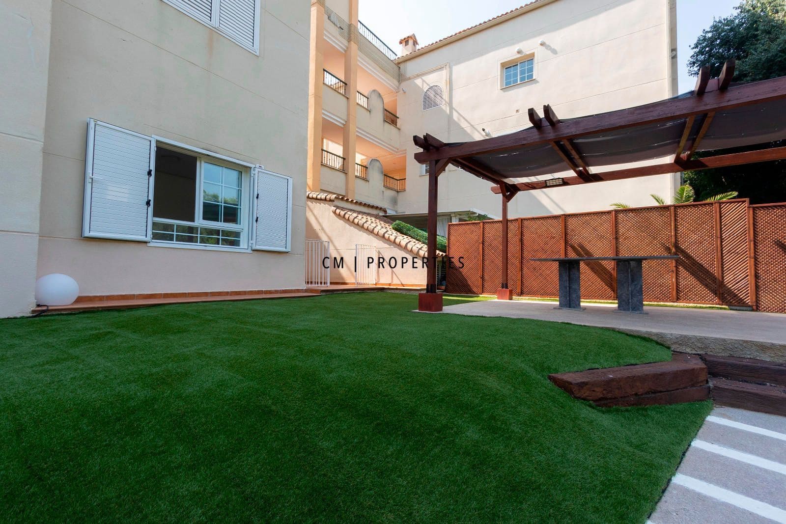 3 sypialnia Willa na sprzedaż w Betera z basenem garażem - 485 000 € (Ref: 9753510)