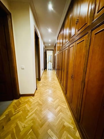 4 soveværelse Lejlighed til leje i L'Eixample, Valencia by - € 2.500 (Ref: 9753511)