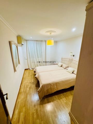 4 soveværelse Lejlighed til leje i L'Eixample, Valencia by - € 2.500 (Ref: 9753511)