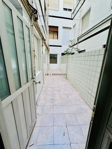 4 soveværelse Lejlighed til leje i L'Eixample, Valencia by - € 2.500 (Ref: 9753511)