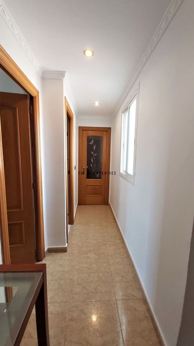 3 soveværelse Lejlighed til leje i Valencia by - € 1.300 (Ref: 9753578)