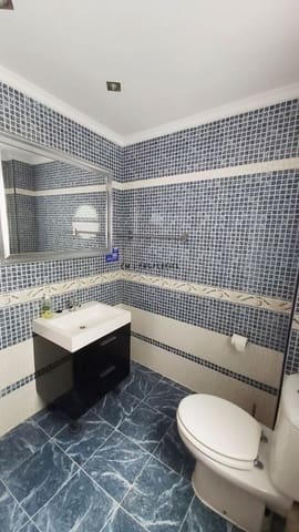 3 soveværelse Lejlighed til leje i Poblats Maritims, Valencia by - € 1.300 (Ref: 9753578)