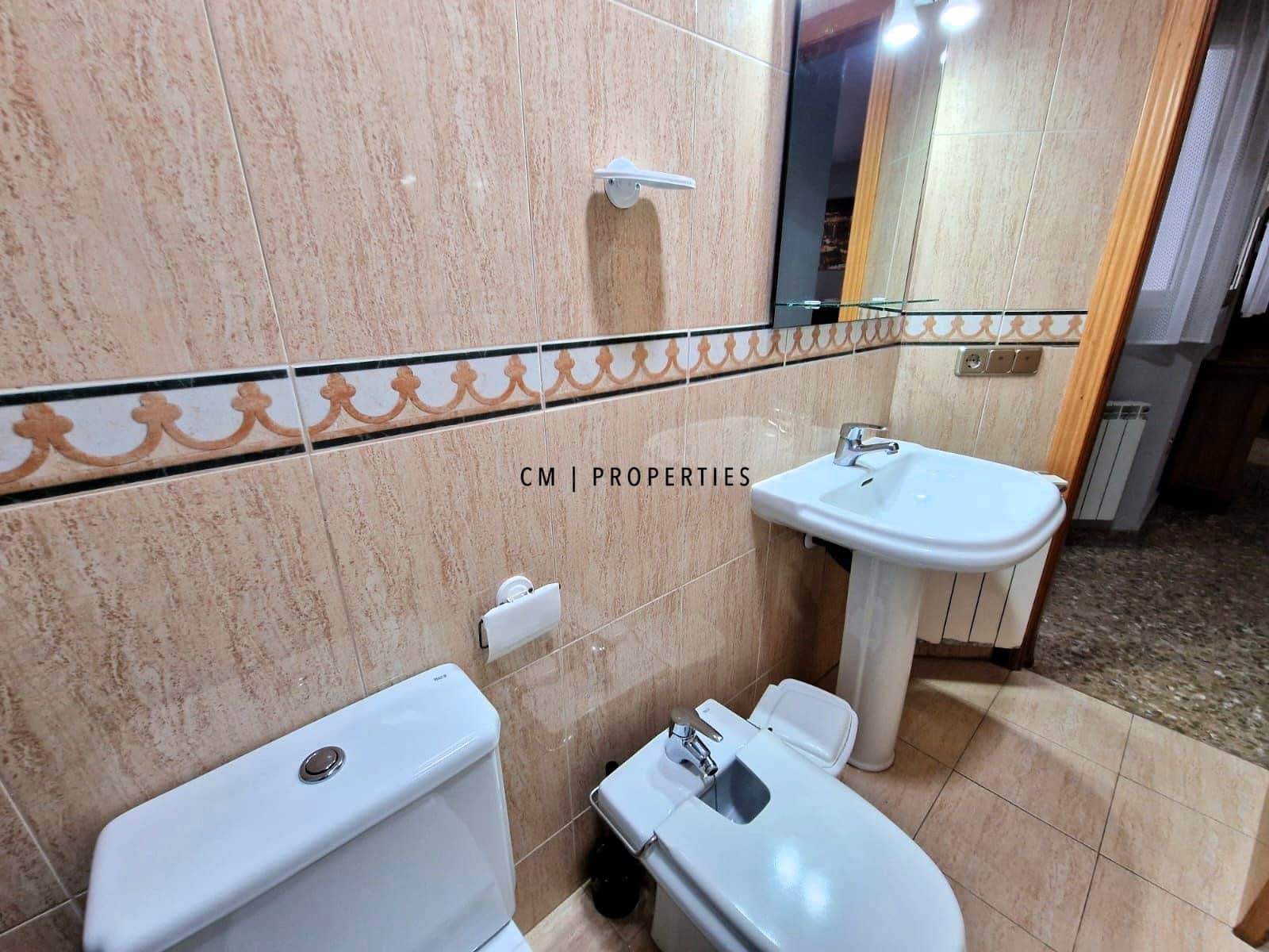 1 makuuhuone Asunto vuokrattavana paikassa Valencia kaupunki - 1 700 € (Ref: 9759415)