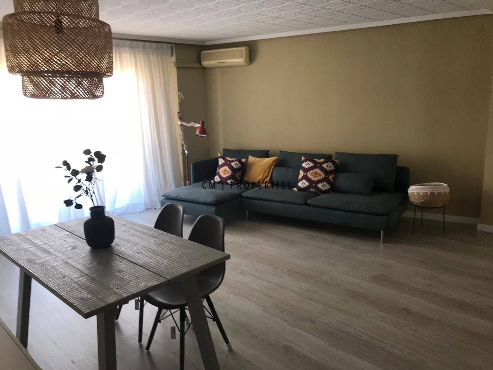 4 bedroom Flat for rent in Valencia city - € 1,450 (Ref: 9760042)