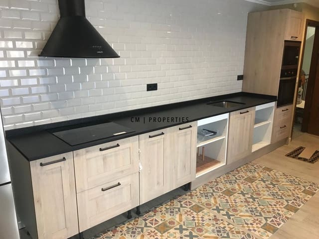 4 makuuhuone Asunto vuokrattavana paikassa Rascanya, Valencia kaupunki - 1 450 € (Ref: 9760042)