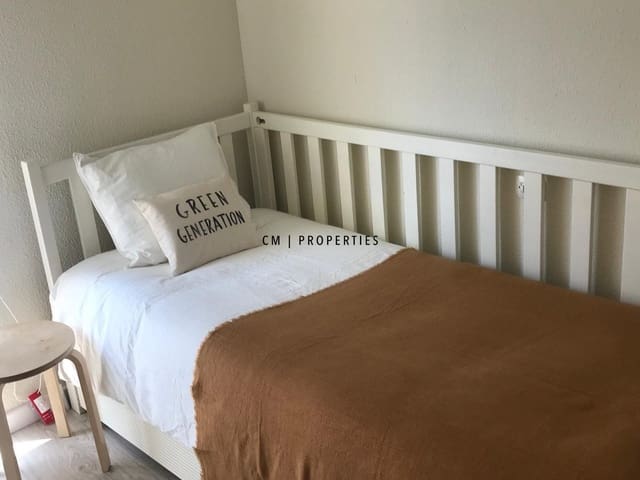 4 makuuhuone Asunto vuokrattavana paikassa Rascanya, Valencia kaupunki - 1 450 € (Ref: 9760042)