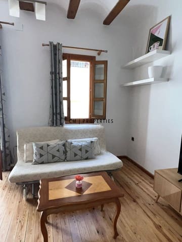 2 makuuhuone Kattohuoneisto vuokrattavana paikassa Ciutat Vella, Valencia kaupunki - 1 200 € (Ref: 9761621)