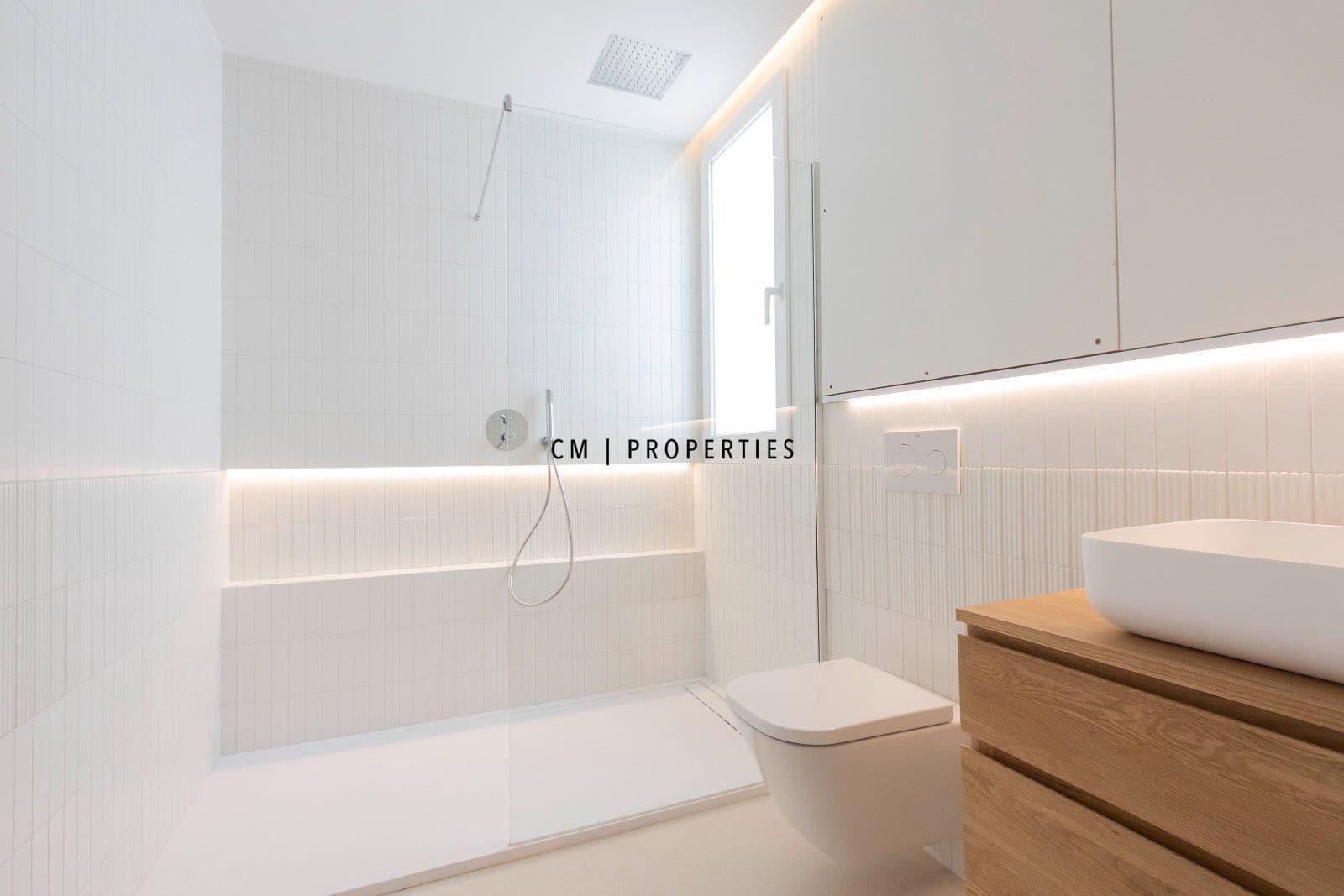 3 bedroom Penthouse for rent in Valencia city - € 3,500 (Ref: 9762438)