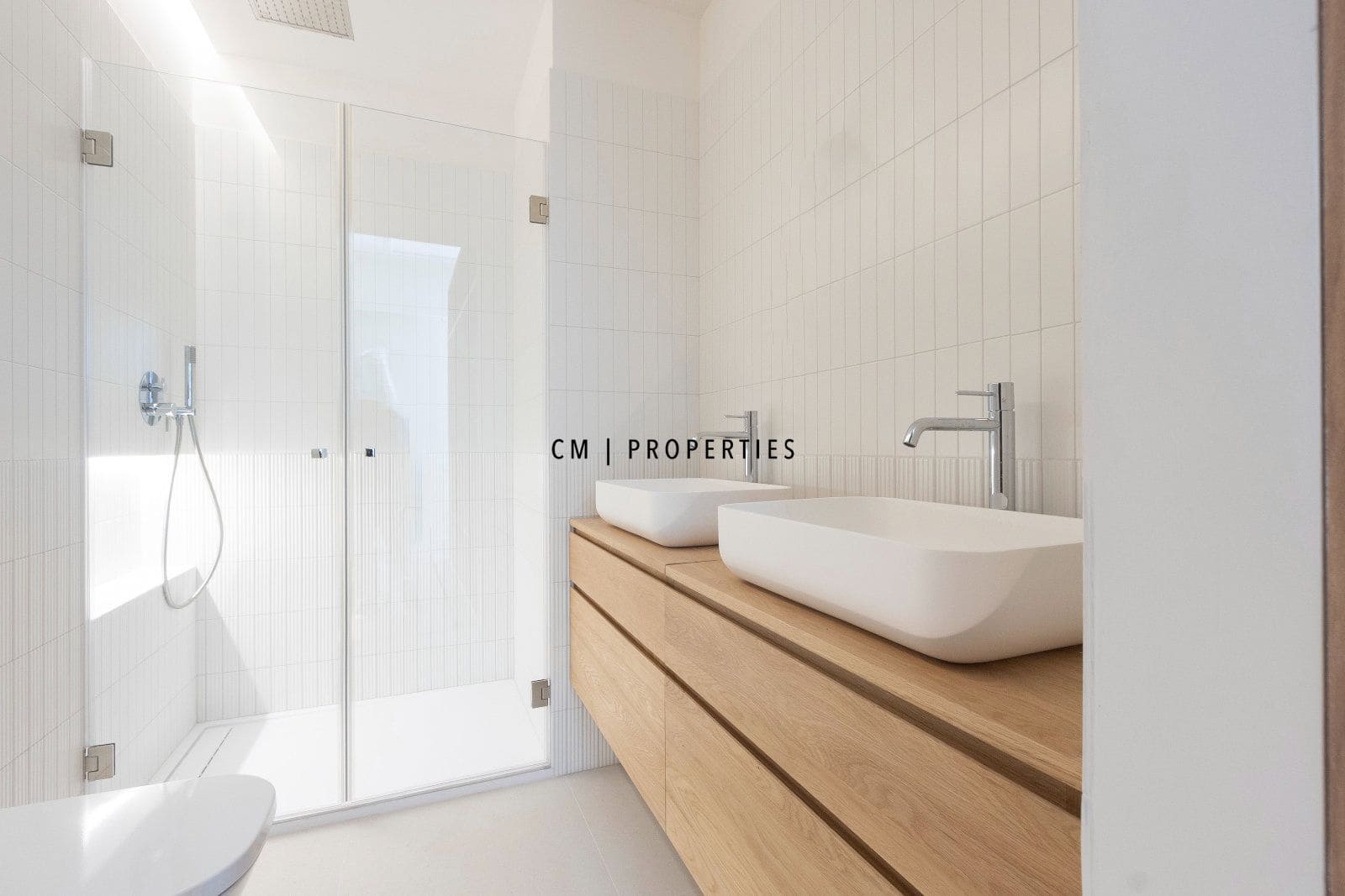 3 bedroom Penthouse for rent in Valencia city - € 3,500 (Ref: 9762438)