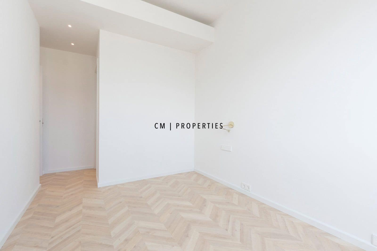 3 bedroom Penthouse for rent in Valencia city - € 3,500 (Ref: 9762438)