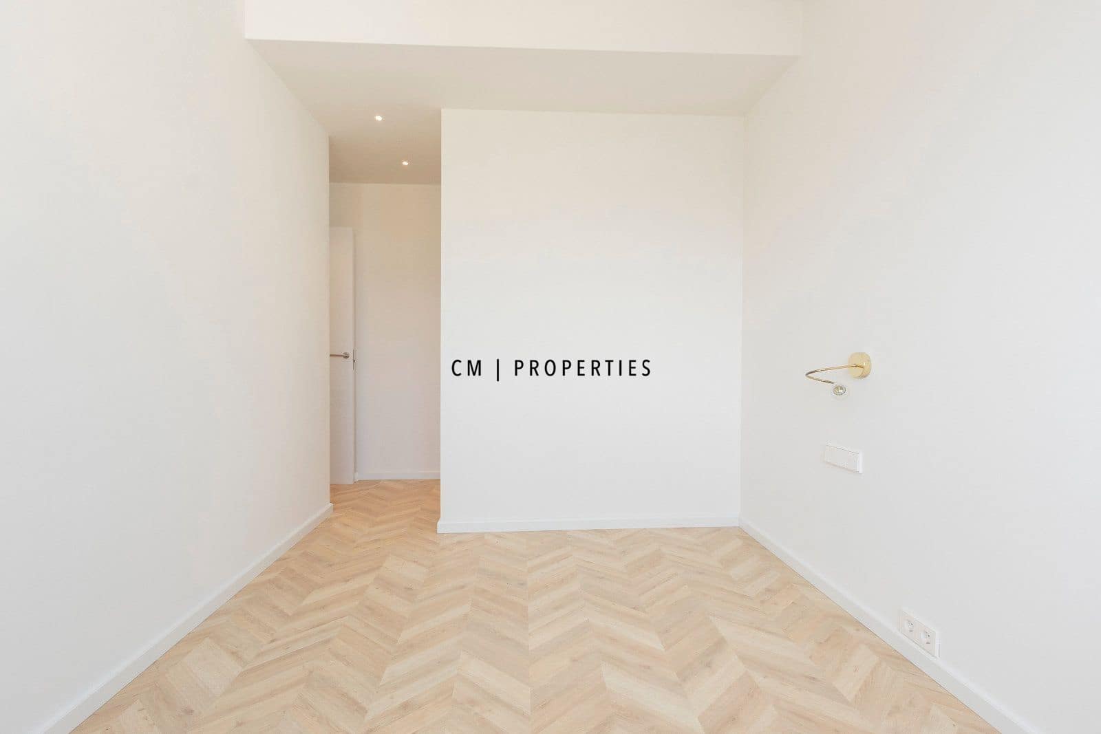 3 bedroom Penthouse for rent in Valencia city - € 3,500 (Ref: 9762438)