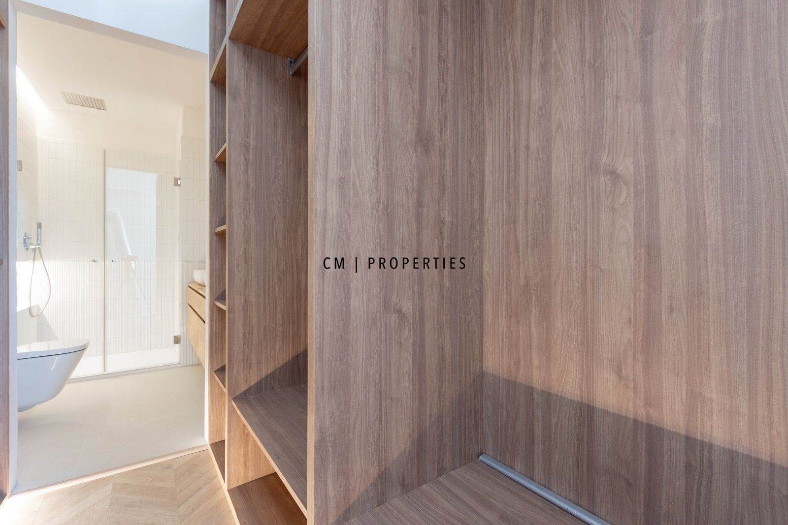 3 bedroom Penthouse for rent in Valencia city - € 3,500 (Ref: 9762438)