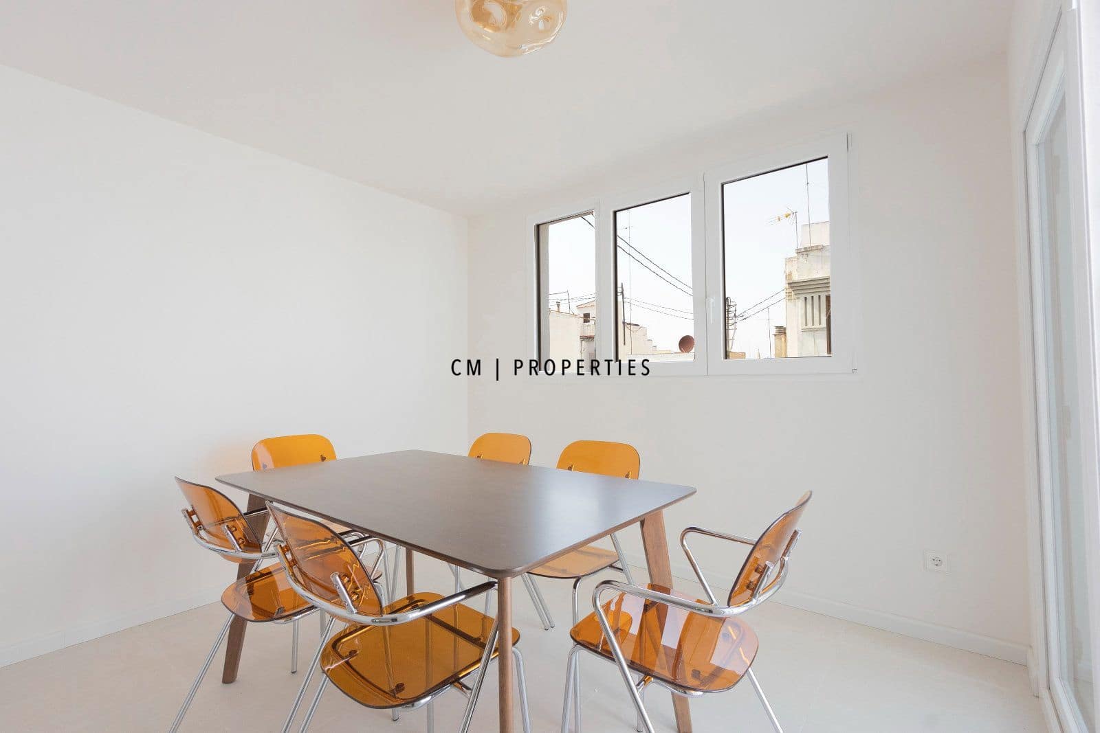 3 bedroom Penthouse for rent in Valencia city - € 3,500 (Ref: 9762438)