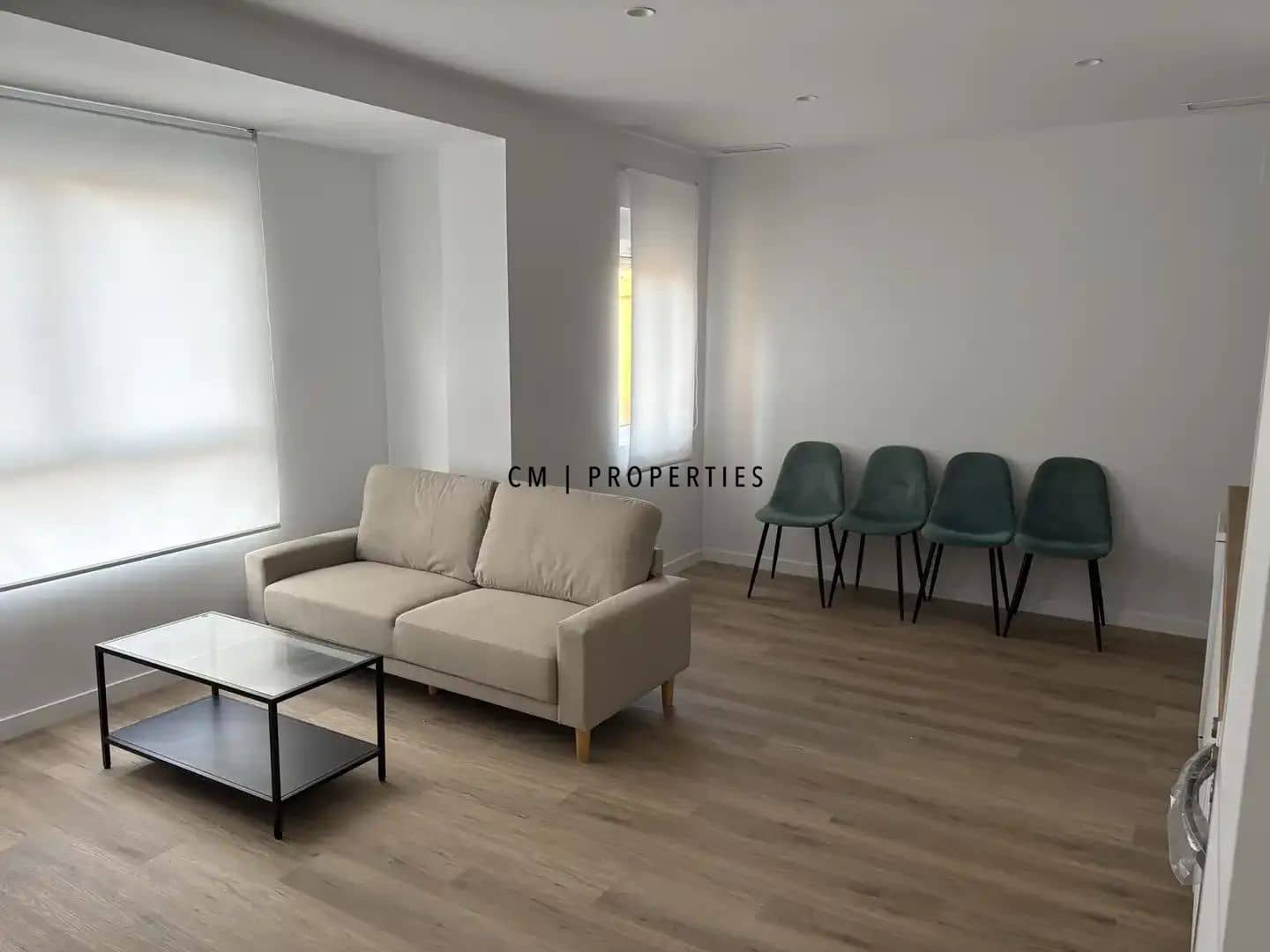 3 soverom Penthouse til leie i Valencia by med garasje - € 1 480 (Ref: 9771831)