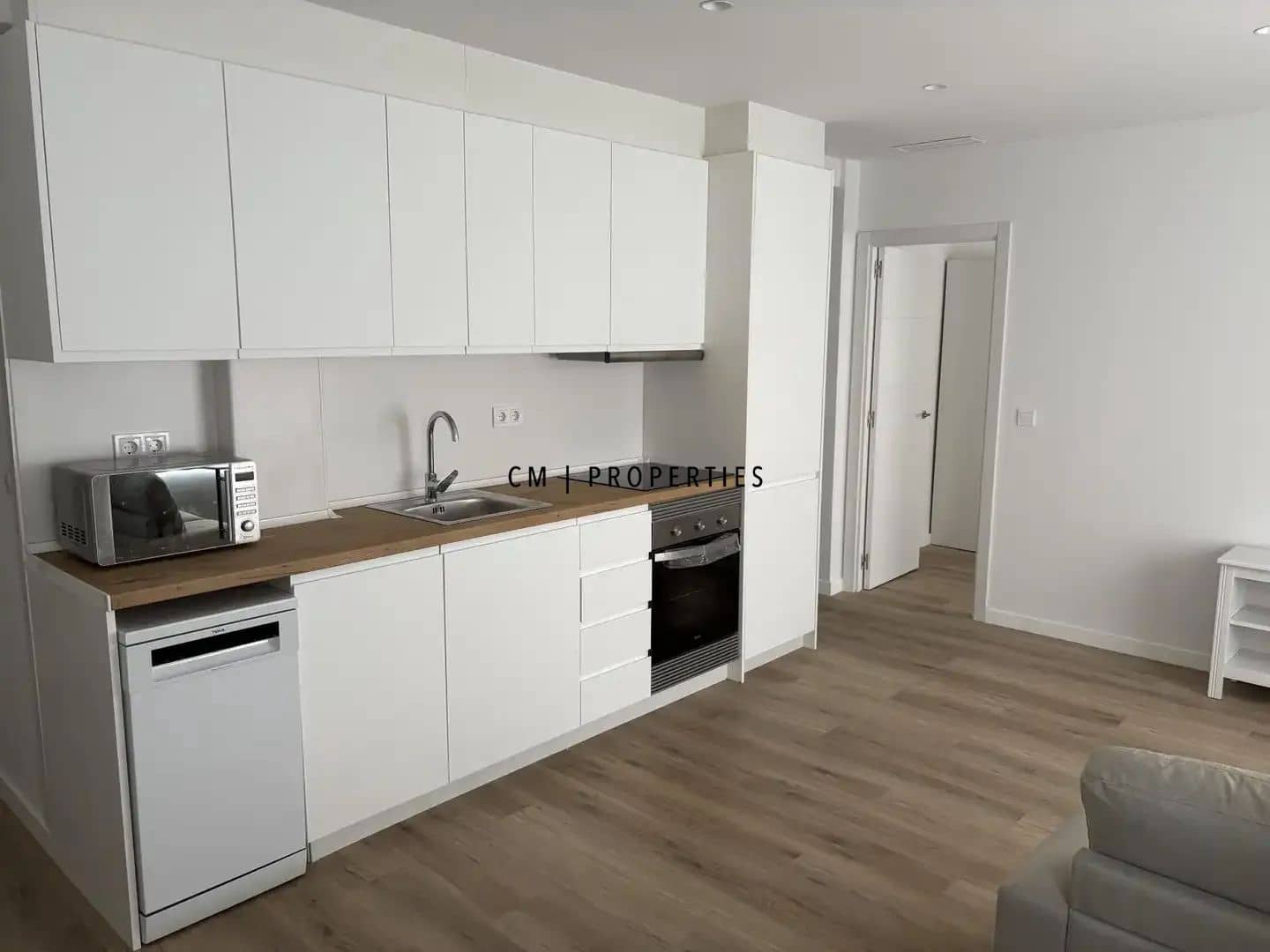 3 soverom Penthouse til leie i Valencia by med garasje - € 1 480 (Ref: 9771831)