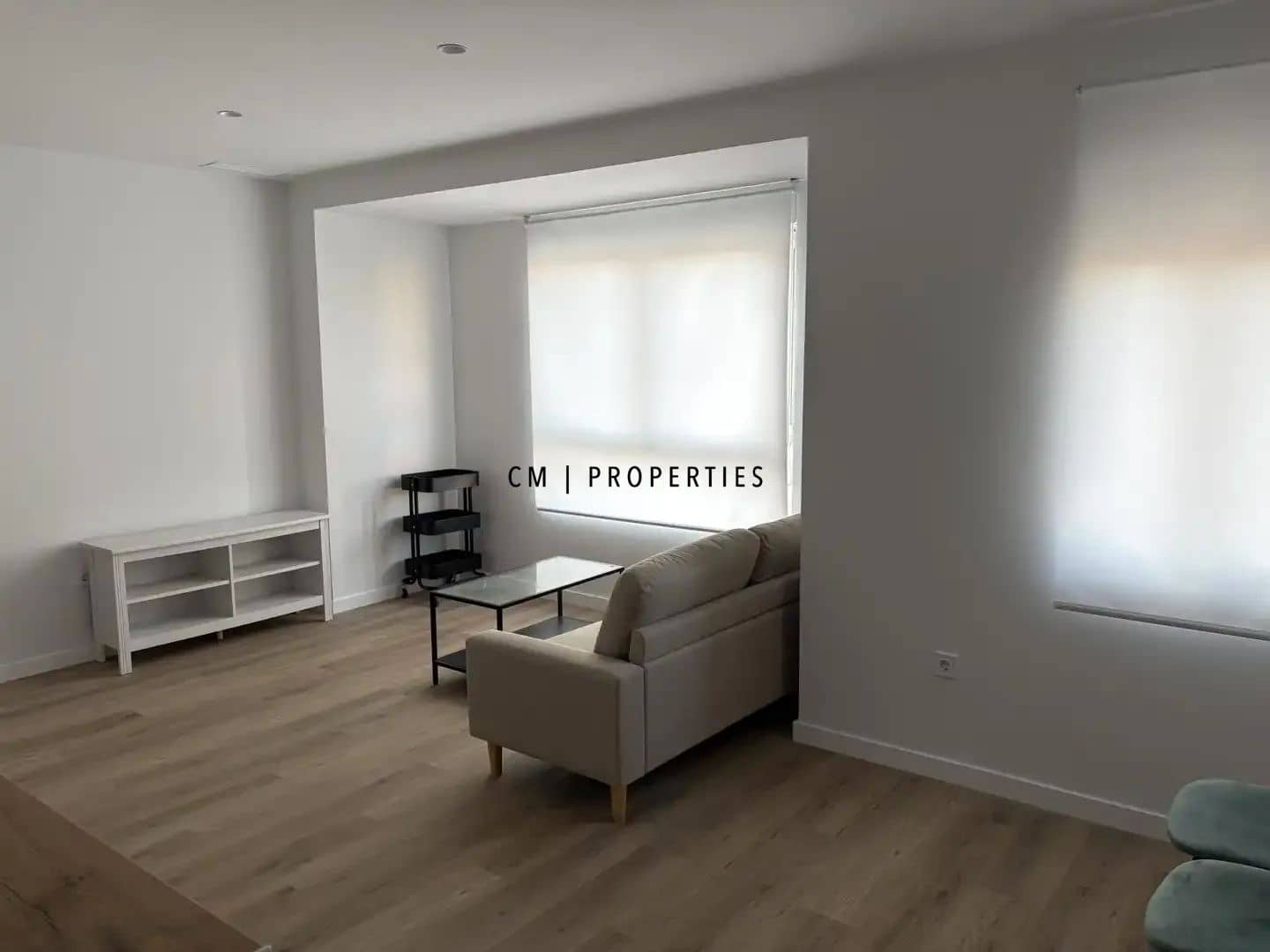 3 soverom Penthouse til leie i Valencia by med garasje - € 1 480 (Ref: 9771831)