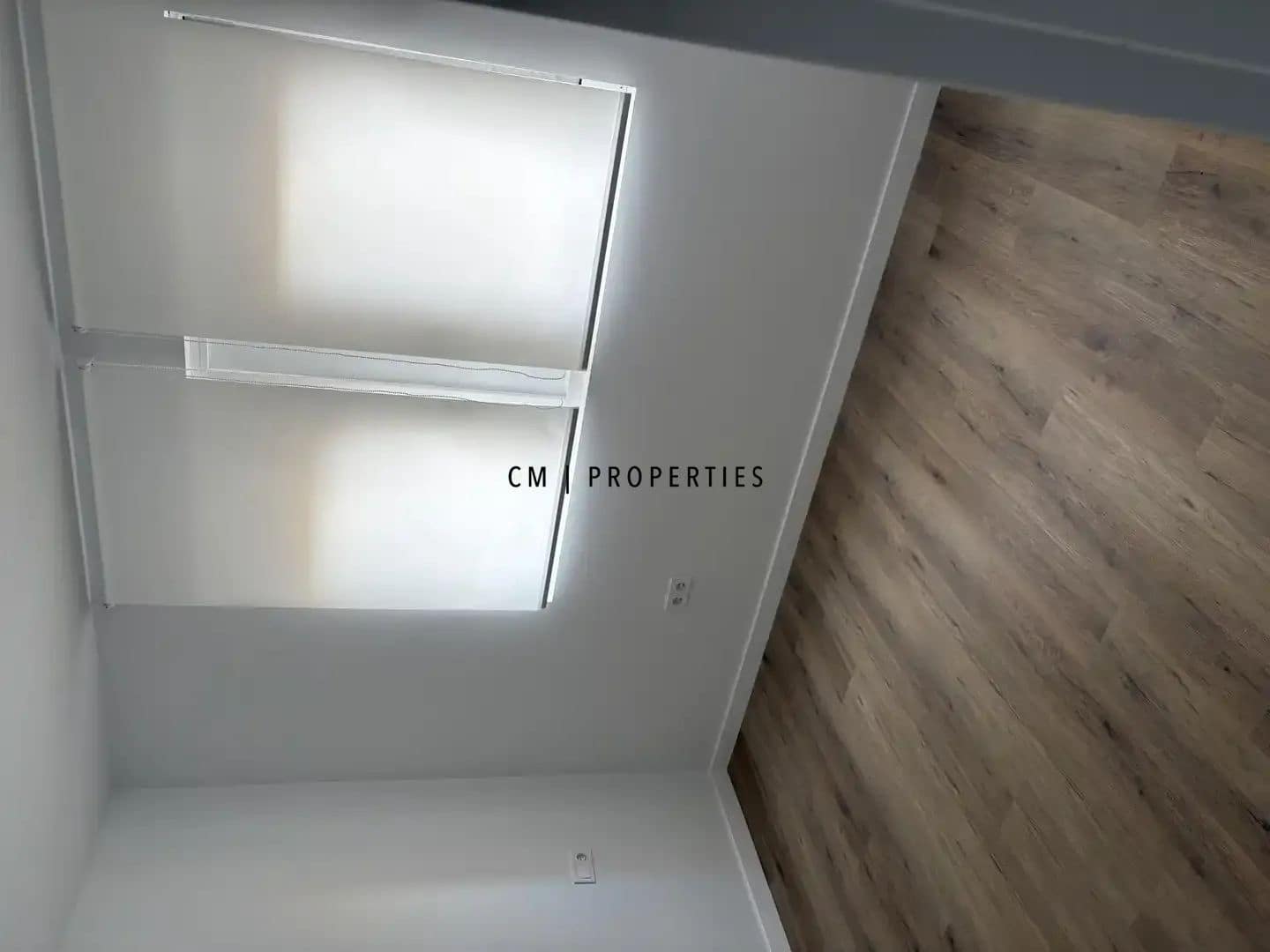 3 soverom Penthouse til leie i Valencia by med garasje - € 1 480 (Ref: 9771831)