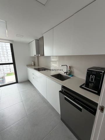 3 makuuhuone Asunto vuokrattavana paikassa Quatre Carreres, Valencia kaupunki mukana uima-altaan - 1 500 € (Ref: 9771832)