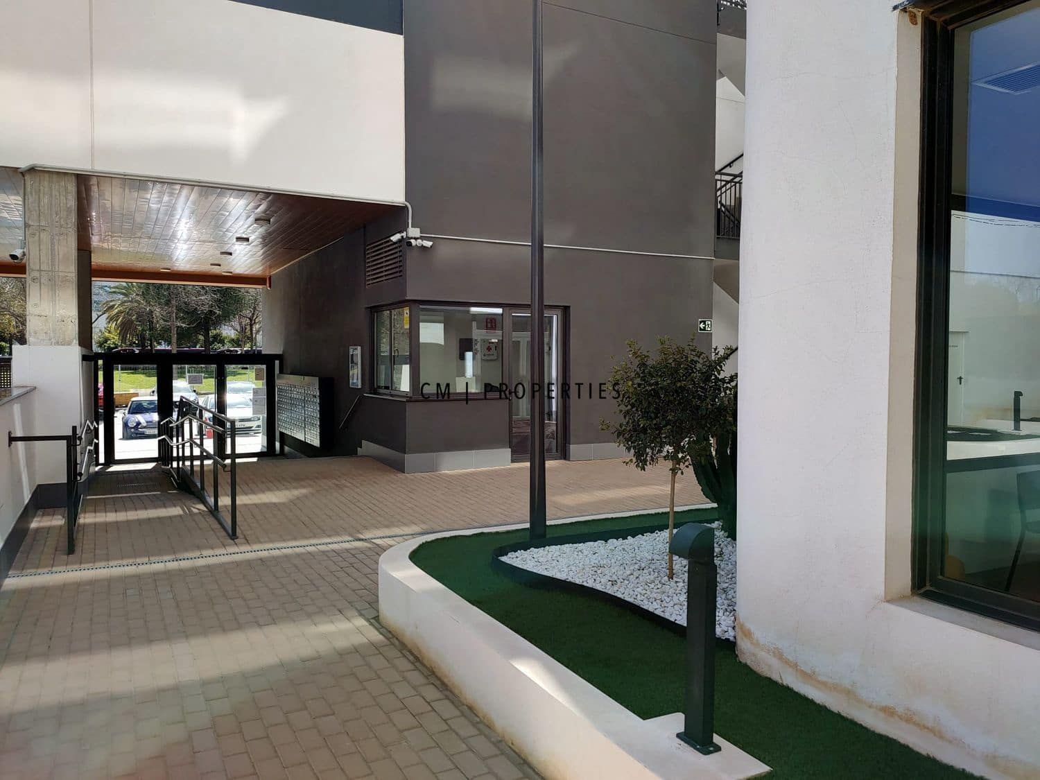 3 quarto Apartamento para arrendar em Valencia cidade com piscina - 1 500 € (Ref: 9771832)