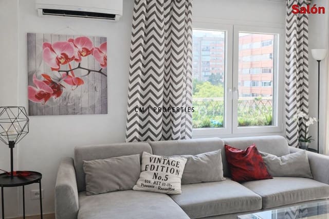 3 soveværelse Lejlighed til leje i Algiros, Valencia by - € 1.500 (Ref: 9772003)