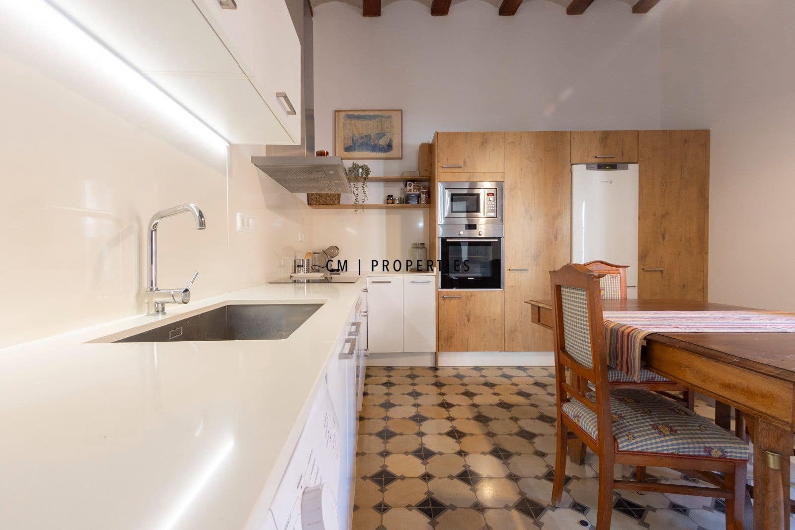 2 makuuhuone Asunto vuokrattavana paikassa Valencia kaupunki - 2 000 € (Ref: 9777102)