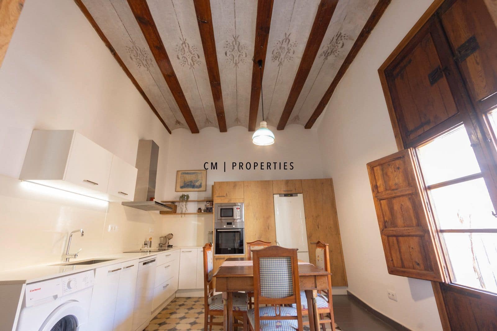 2 makuuhuone Asunto vuokrattavana paikassa Valencia kaupunki - 2 000 € (Ref: 9777102)