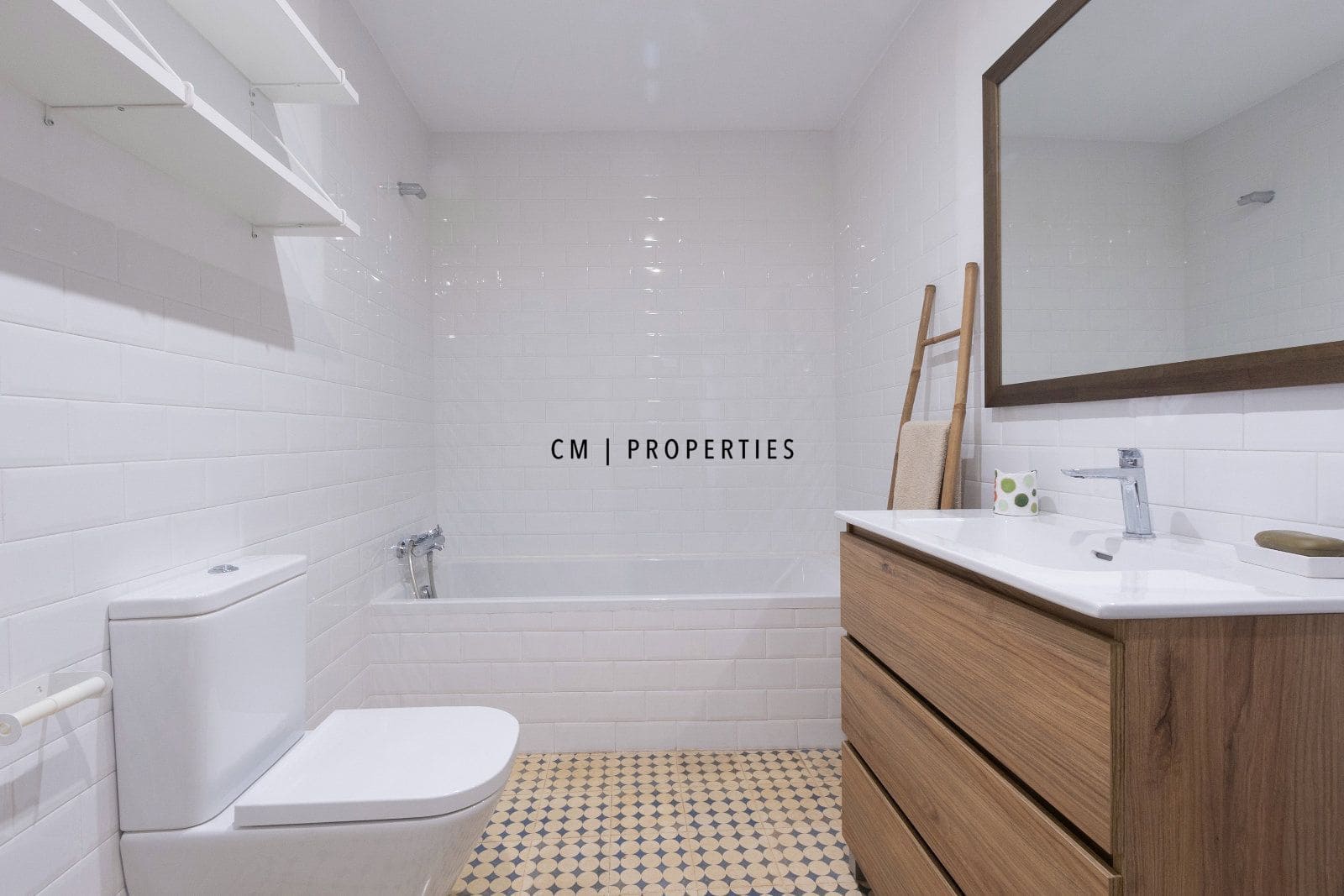 2 makuuhuone Asunto vuokrattavana paikassa Valencia kaupunki - 2 000 € (Ref: 9777102)