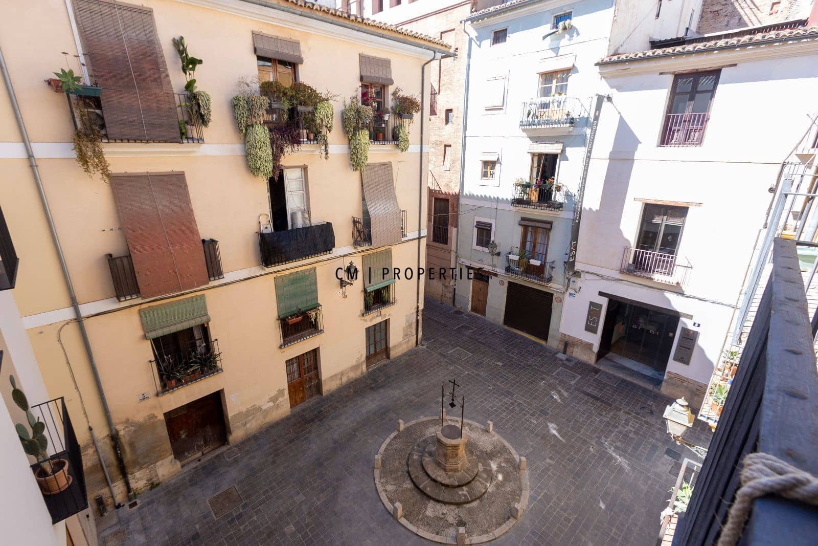 2 makuuhuone Asunto vuokrattavana paikassa Valencia kaupunki - 2 000 € (Ref: 9777102)