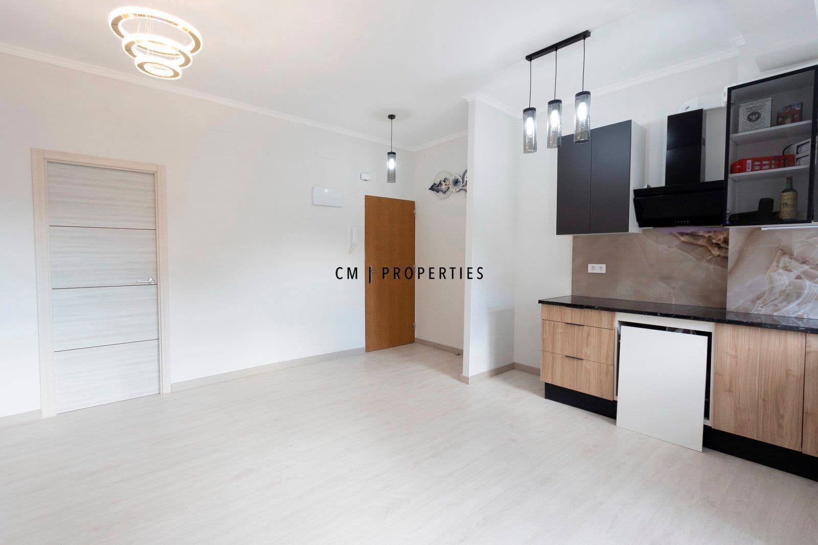3 bedroom Flat for sale in Mislata - € 230,000 (Ref: 9777103)