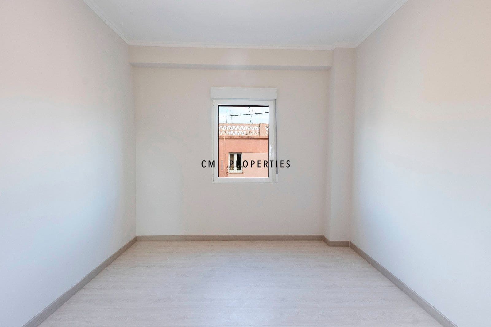 3 bedroom Flat for sale in Mislata - € 230,000 (Ref: 9777103)