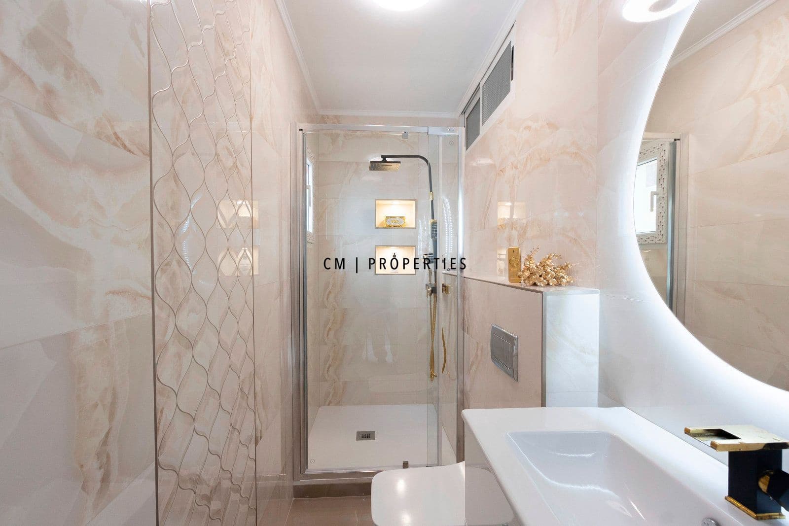 3 bedroom Flat for sale in Mislata - € 230,000 (Ref: 9777103)