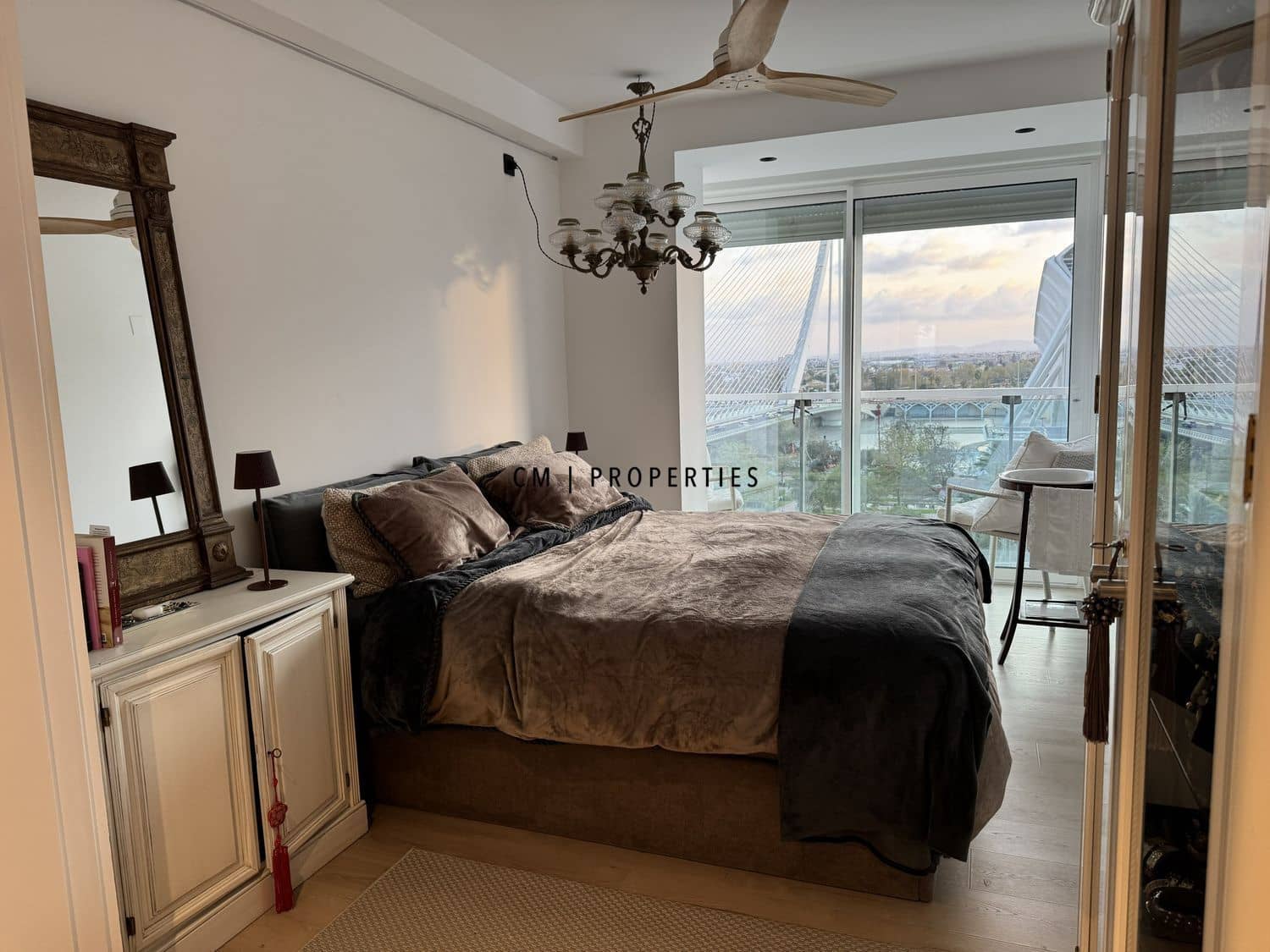 3 camera da letto Appartamento da affittare in Valencia citta - 2.800 € (Rif: 9778423)