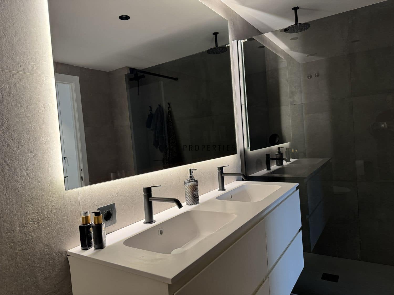 3 camera da letto Appartamento da affittare in Valencia citta - 2.800 € (Rif: 9778423)